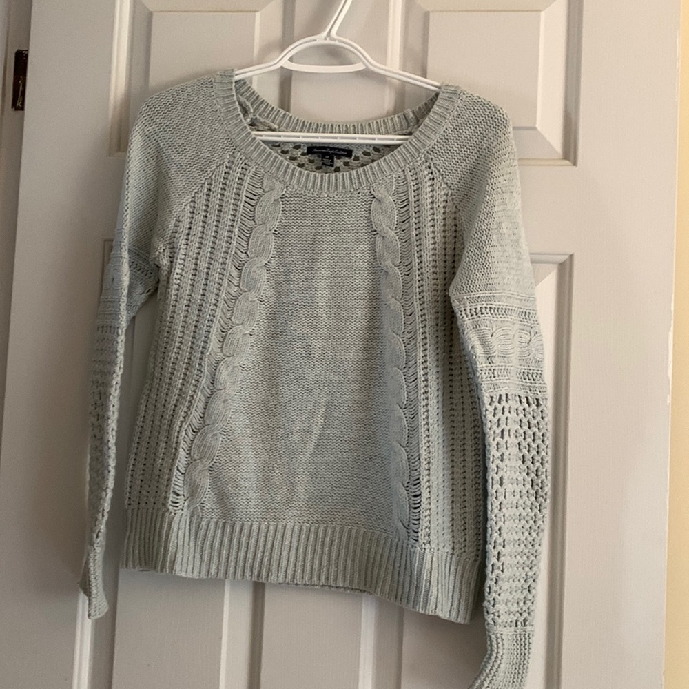 Super soft & comfy AE 🦅 sweater
